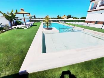 Chalet con piscina - Apartamentos Conil de la Frontera