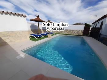 Chalet con piscina - Apartamentos Conil de la Frontera