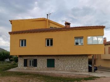 Chalet con piscina - Apartamentos Navalmoral
